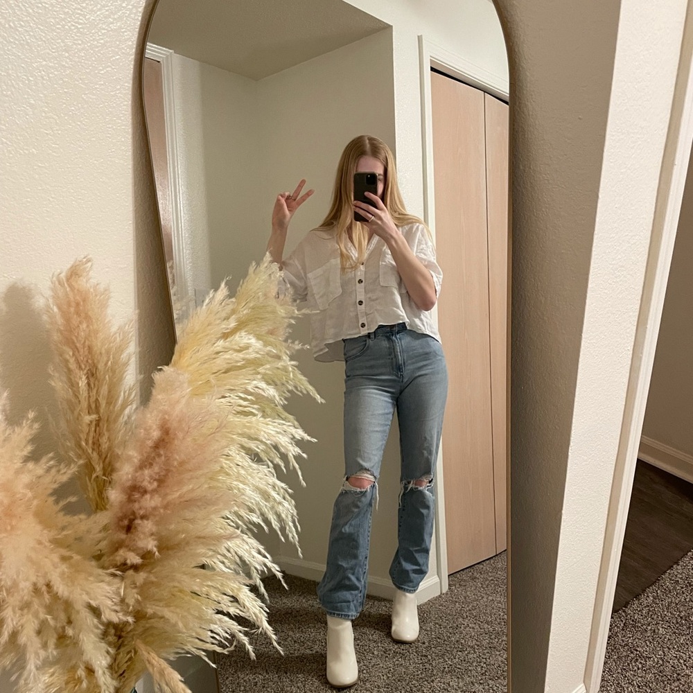 Like New Zara White Button Up Shirt